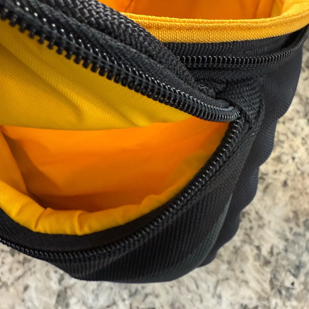 Kata C-56 Camera/Videocamera waterproof professional bag